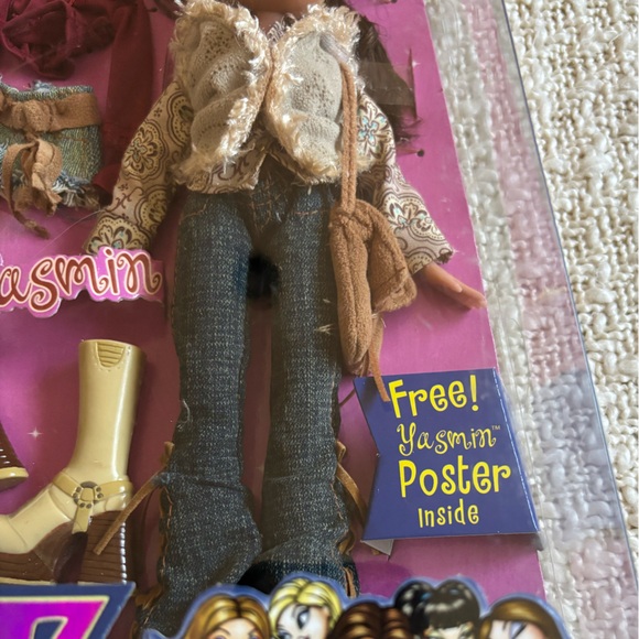 Bratz Yasmin Doll with Outfit and Boots - Picture 6 of 9